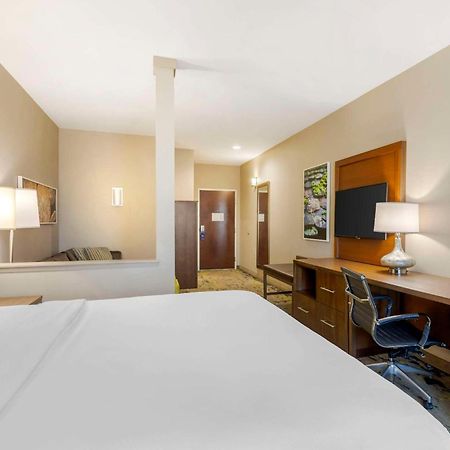 Comfort Inn & Suites Valdosta Kültér fotó